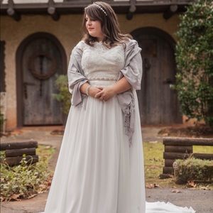 Meet your Posher, Ansley